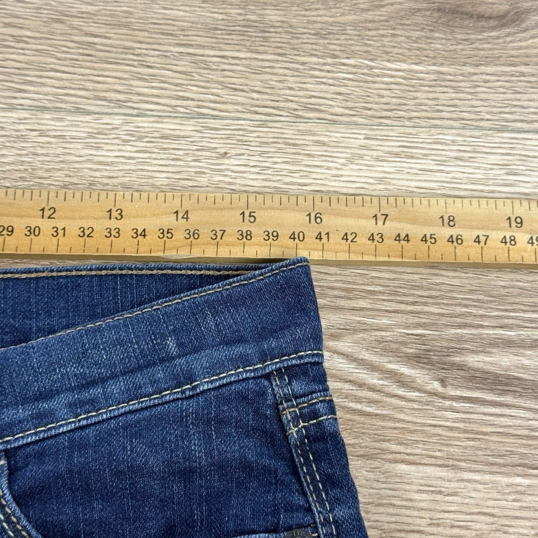Old Navy Old Navy The Flirt Bootcut Jeans Women's Size 8 Short Size 30" / US 8 / IT 44 - 5 Thumbnail
