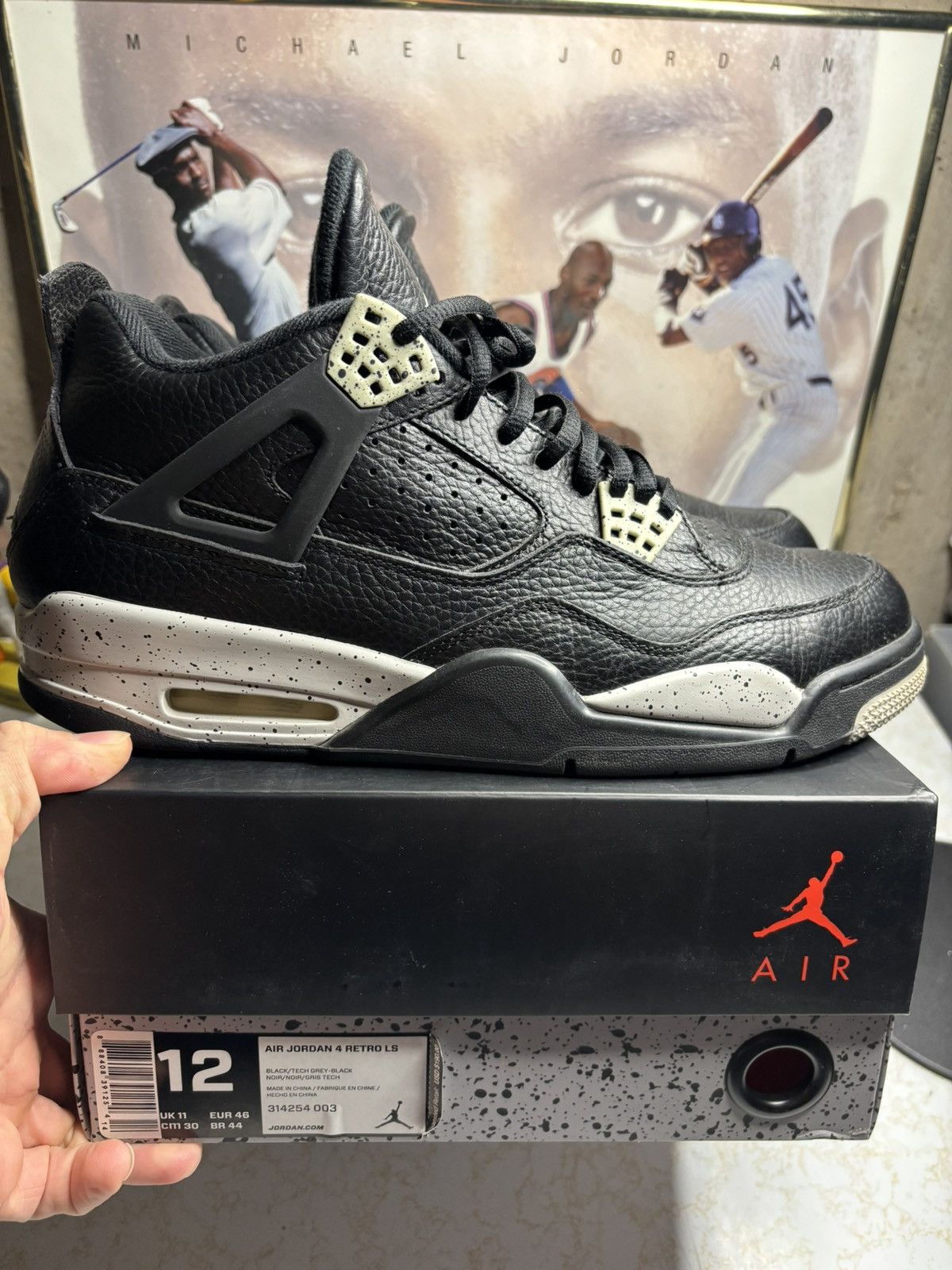 Jordan Brand Air Jordan 4 Retro oreo Size US 12 / EU 45 - 1 Thumbnail