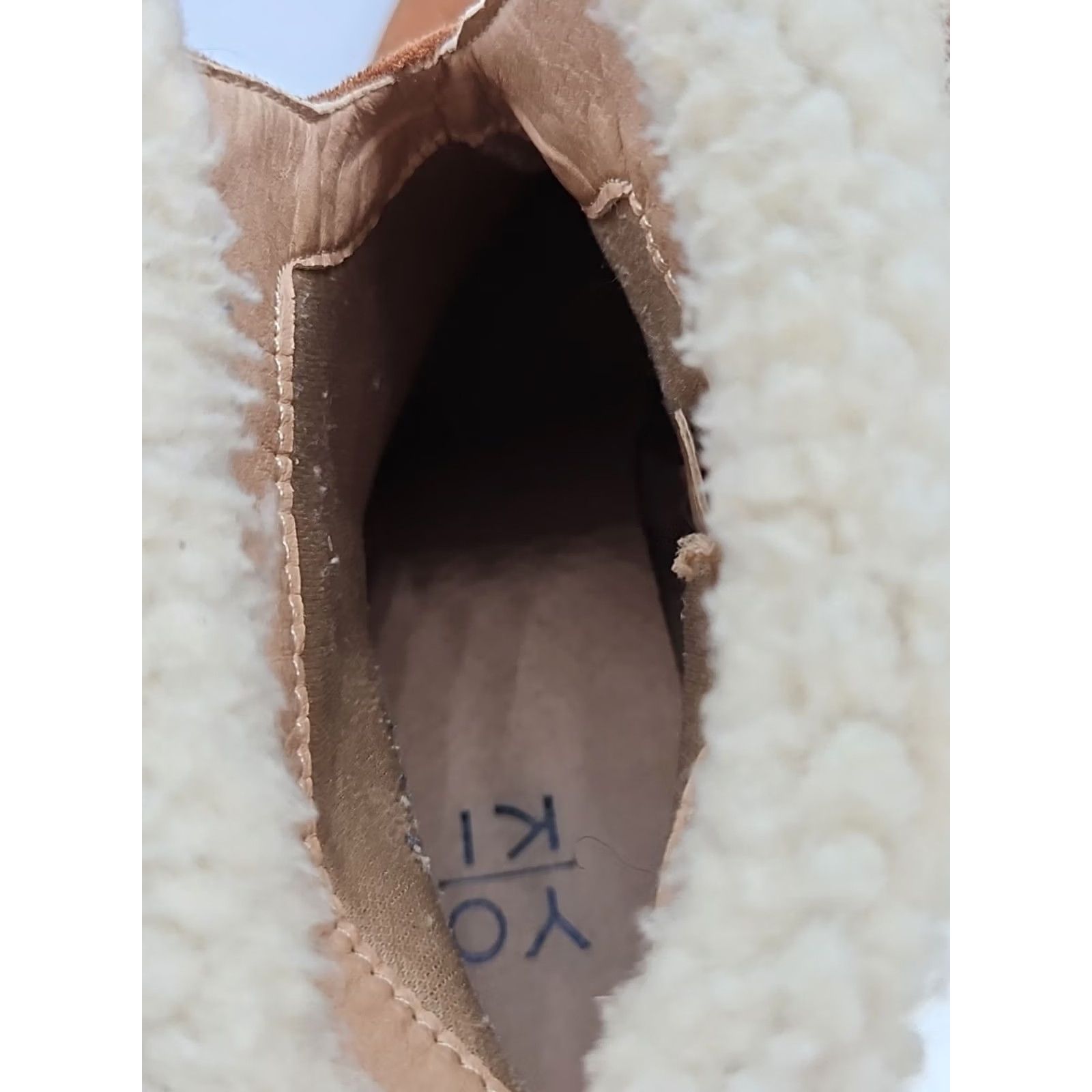 Vintage Yoki Ankle Boots Women 10 Brown Faux Suede Shearling Pointed Toe Block Heel Shoes Size US 10 / IT 40 - 5 Thumbnail