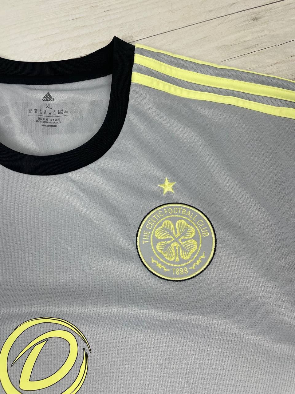 Adidas Adidas Celtic Fc 2022 2023 Third Shirt Soccer Jersey Size US XL / EU 56 / 4 - 5 Thumbnail