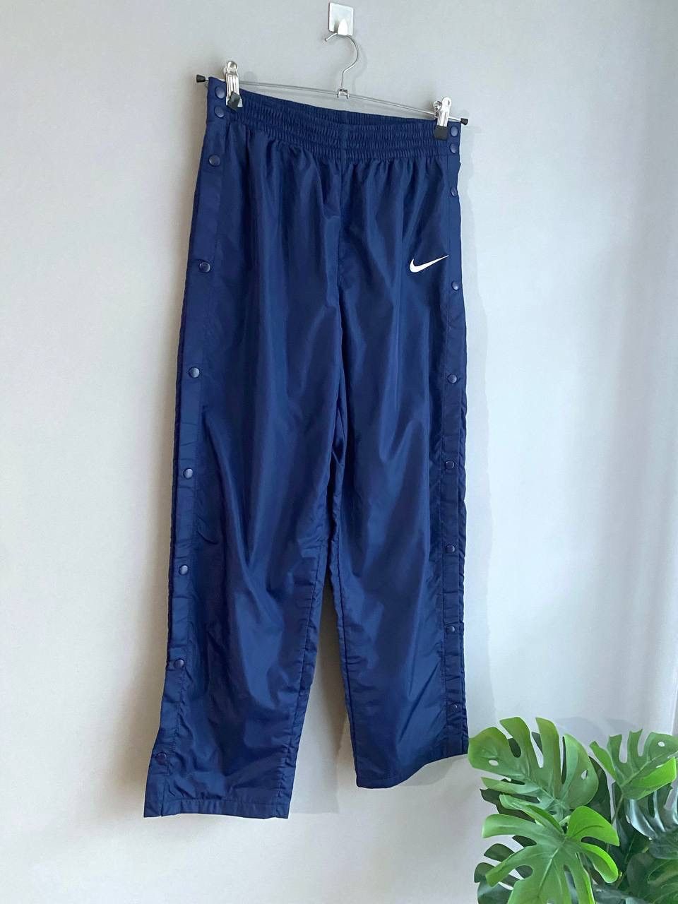 Nike Vintage Nike 90s Y2K Women's Nylon Transformer Pants, Size L Size US 34 / EU 50 - 2 Thumbnail