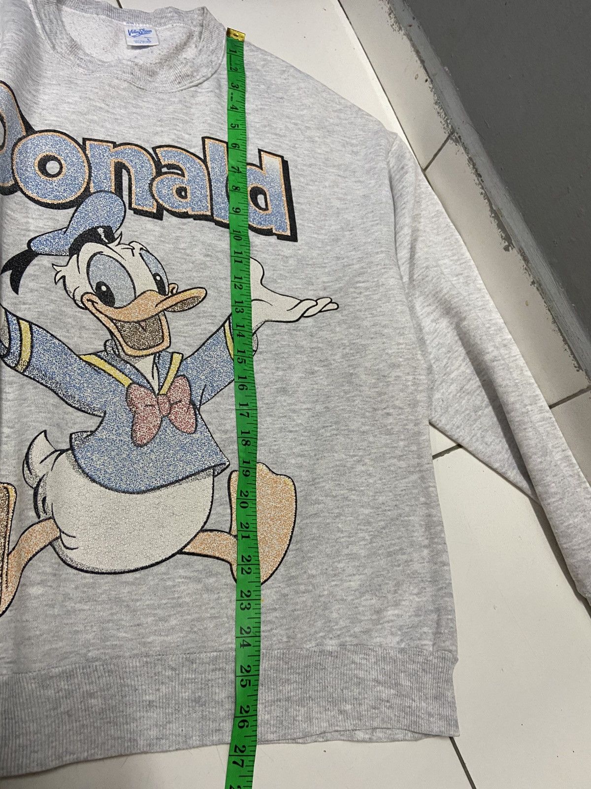 Vintage VINTAGE 90’S DONALD DUCK VELVA SHEEN CREWNECK SWEATSHIRT Size US L / EU 52-54 / 3 - 13 Thumbnail