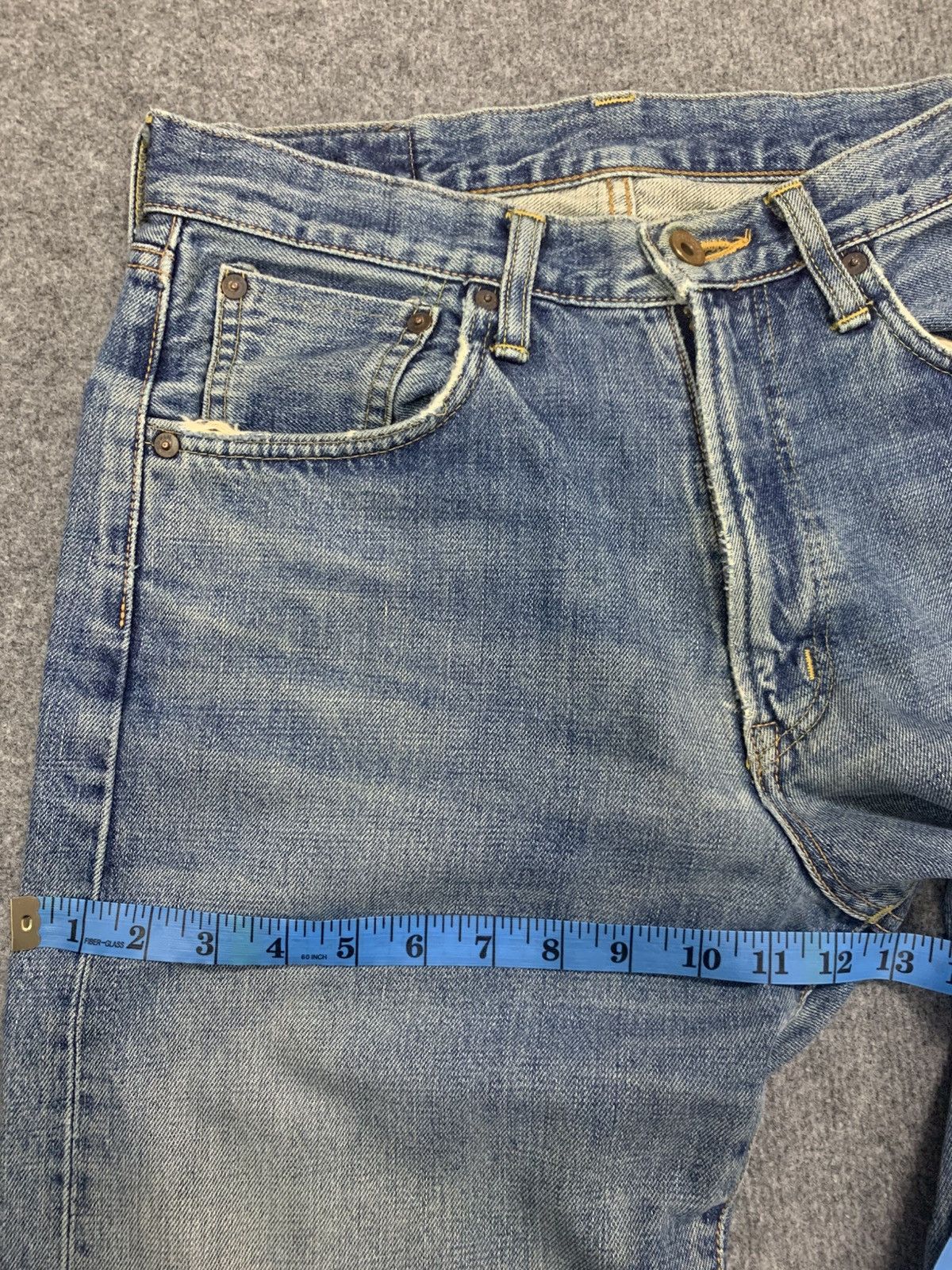 Edwin DISTRESSED EDWIN 505X SELVEDGE FADED BLUE. Size US 30 / EU 46 - 9 Thumbnail
