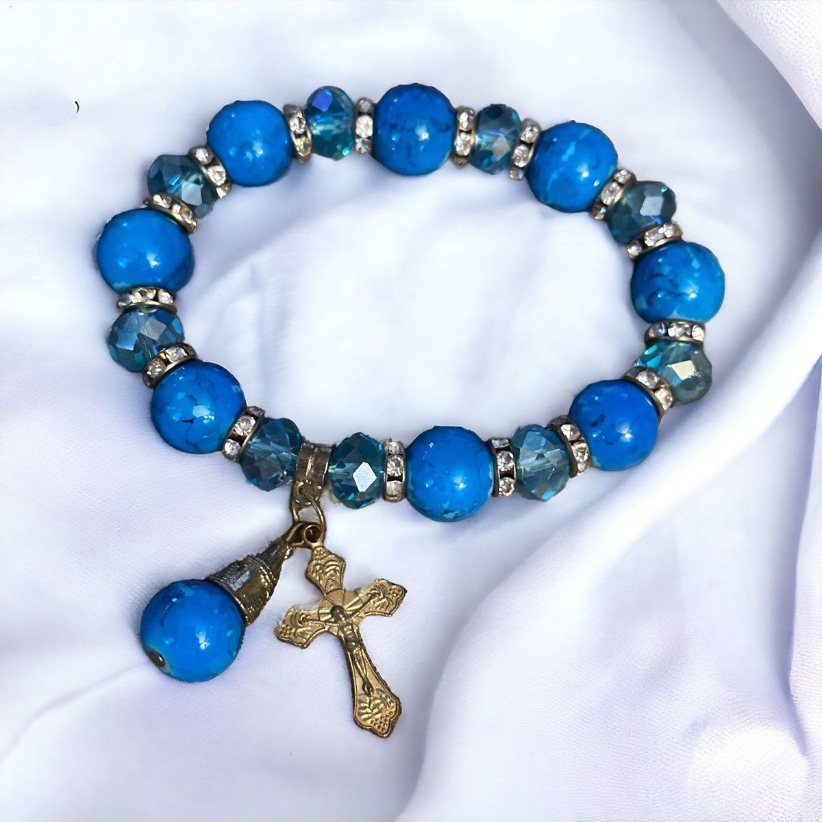 Other Blue beaded stretch bracelet with cross charm Size ONE SIZE - 1 Thumbnail