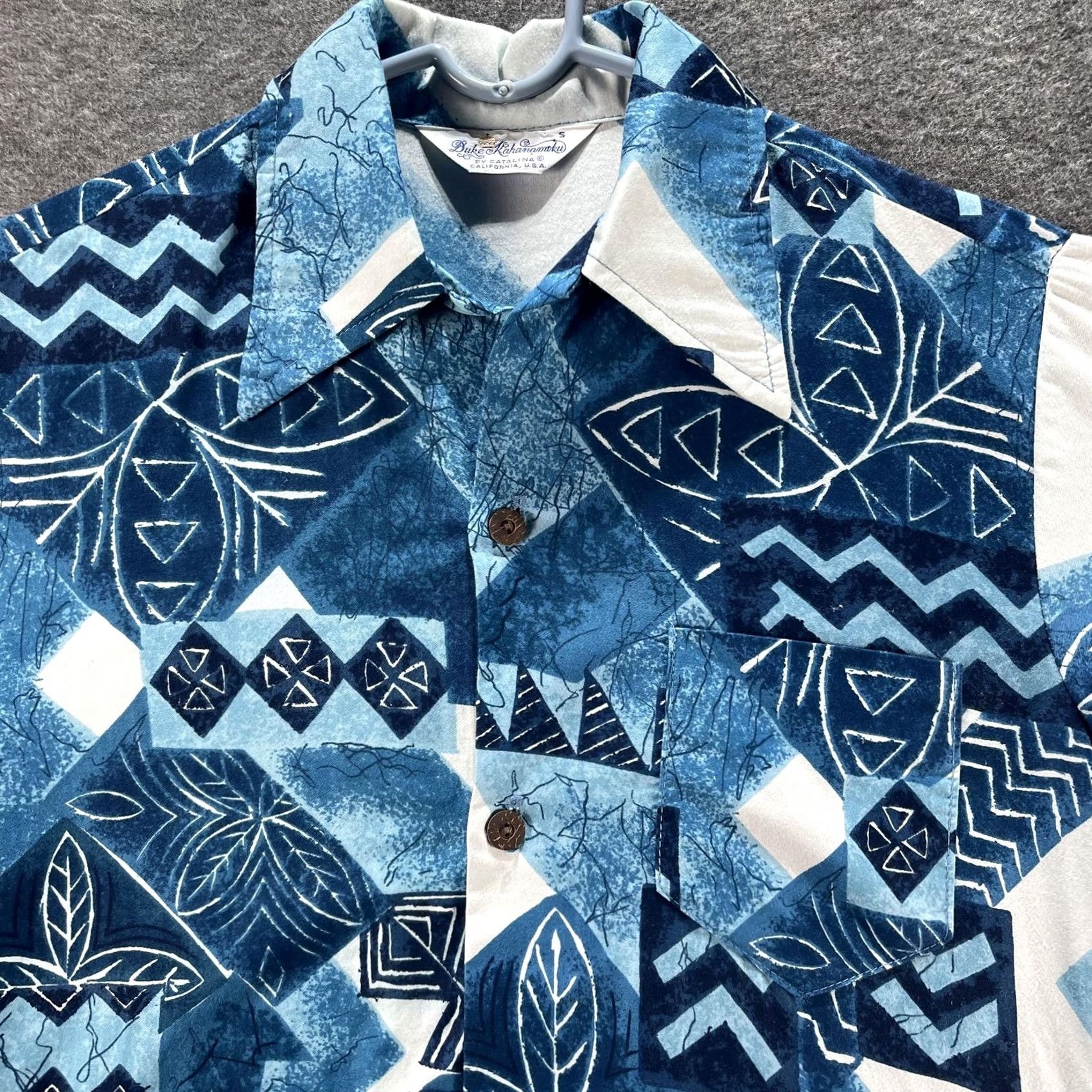 Vintage Duke Kahanamoku Shirt Mens Small Blue Aloha Hawaiian Tapa Print Camp Collar Size US S / EU 44-46 / 1 - 2 Thumbnail