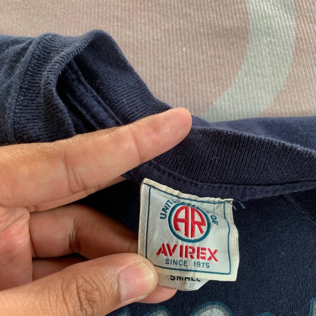 Avirex Rare Vintage Avirex Shark Hunters Tees Size US XS / EU 42 / 0 - 6 Thumbnail