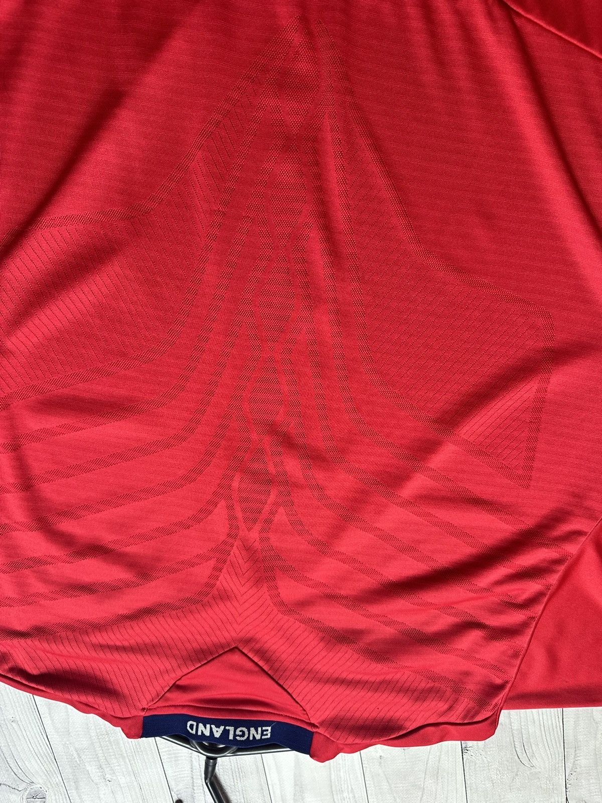 Umbro × Vintage Vintage Umbro England size Xl red soccer jersey Size US XL / EU 56 / 4 - 11 Thumbnail