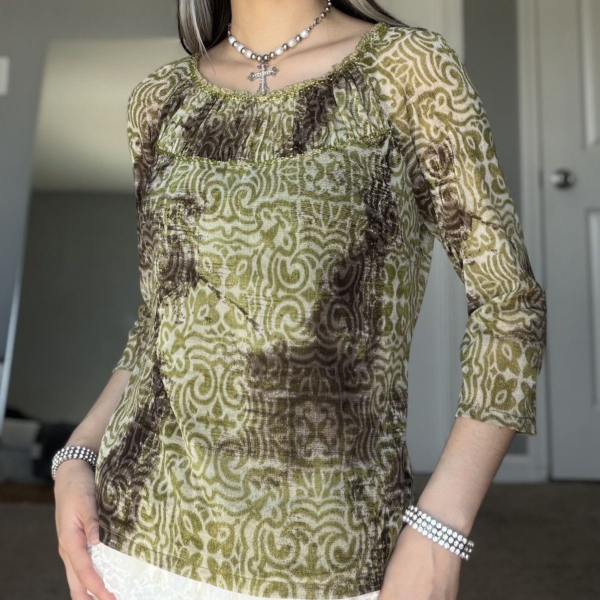 Other Earthy Green & Brown Pattern Beaded Ruffle Neck Mesh Blouse Size M / US 6-8 / IT 42-44 - 14 Thumbnail