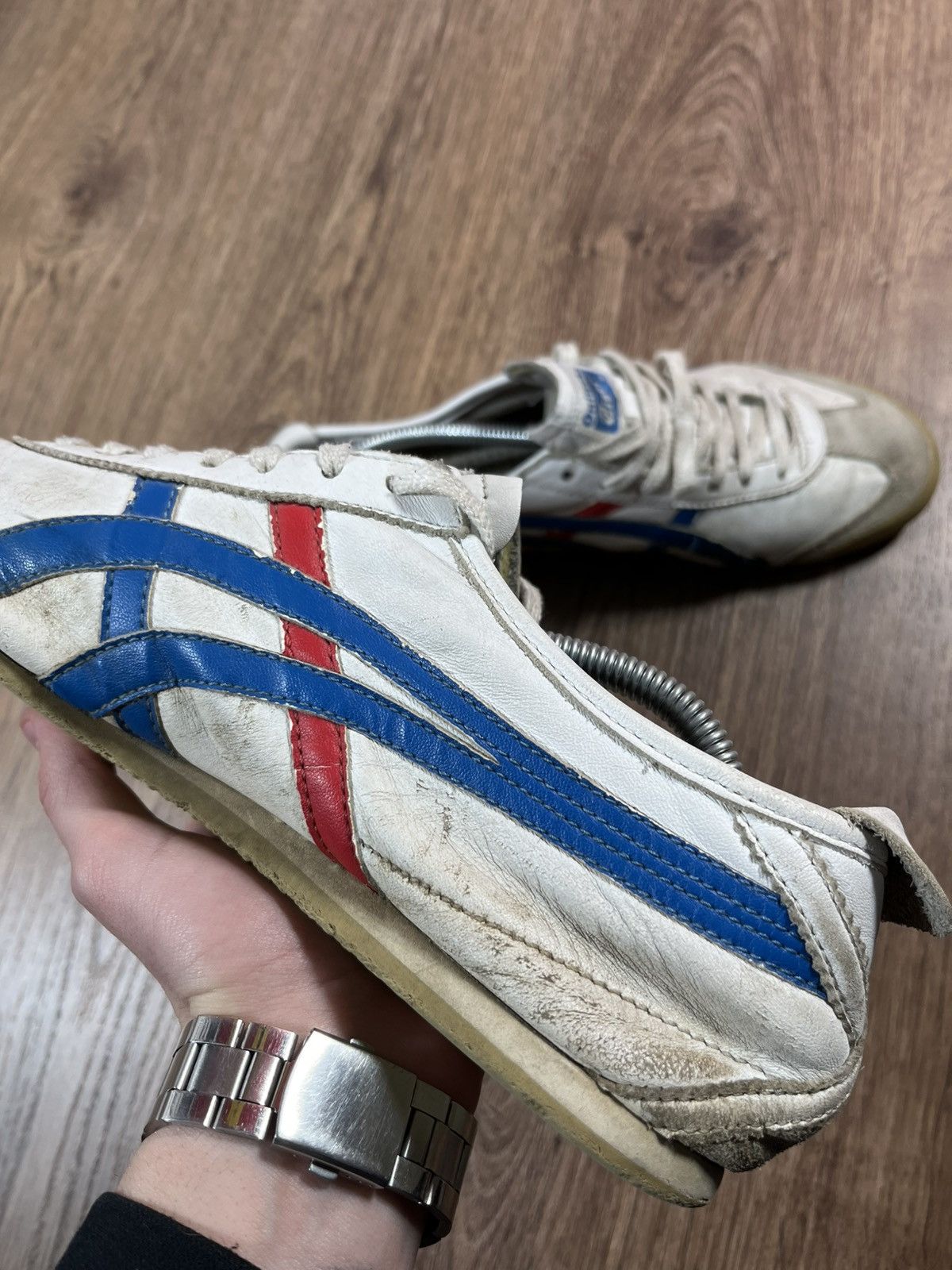 Asics Asics Onitsuka Tiger🐯 Distressed Vintage Sneakers Size US 10 / EU 43 - 13 Thumbnail