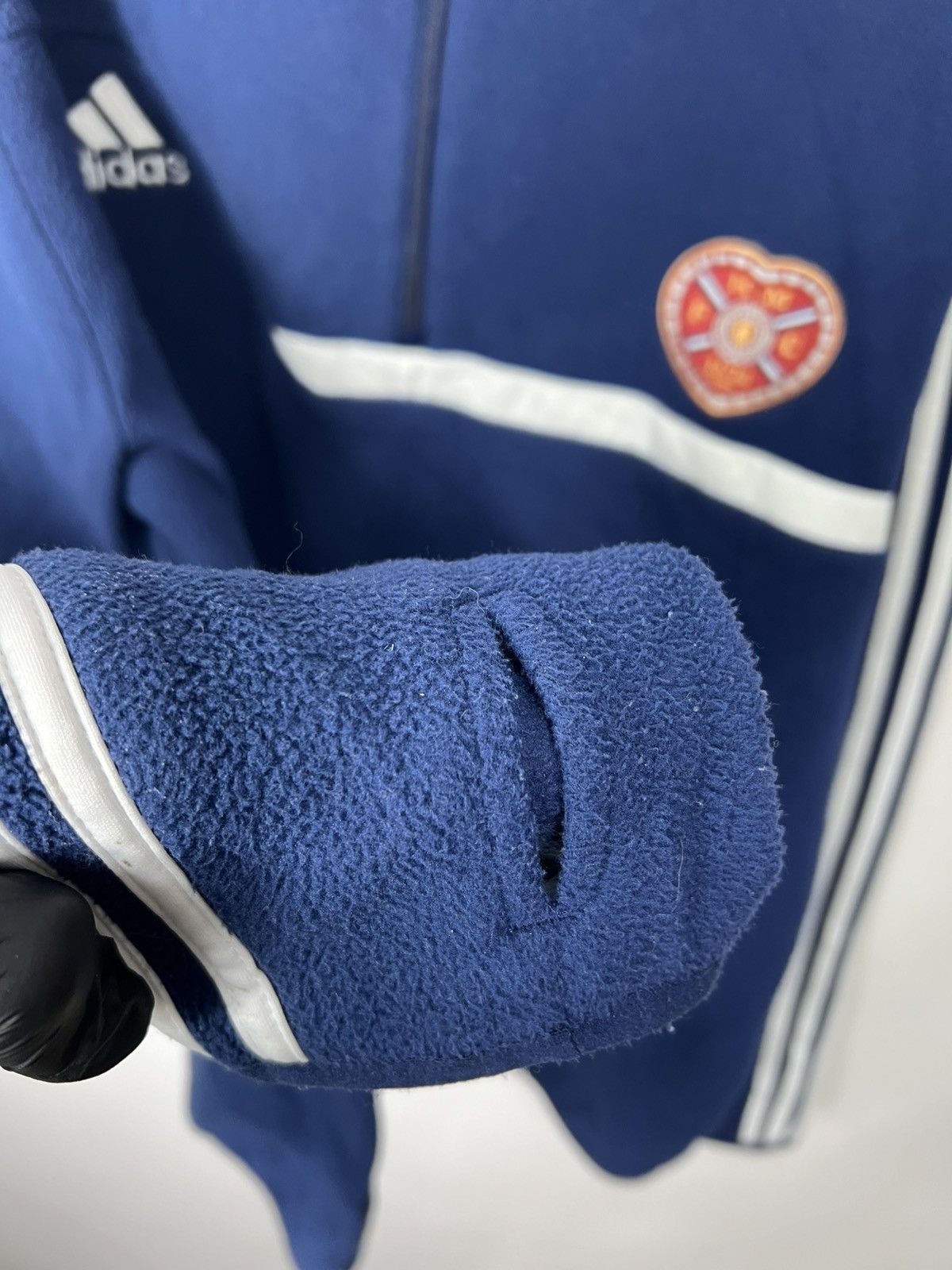 Adidas Vintage Adidas Heart Of Midlothian Football Fleece Jacket Size US XL / EU 56 / 4 - 5 Thumbnail