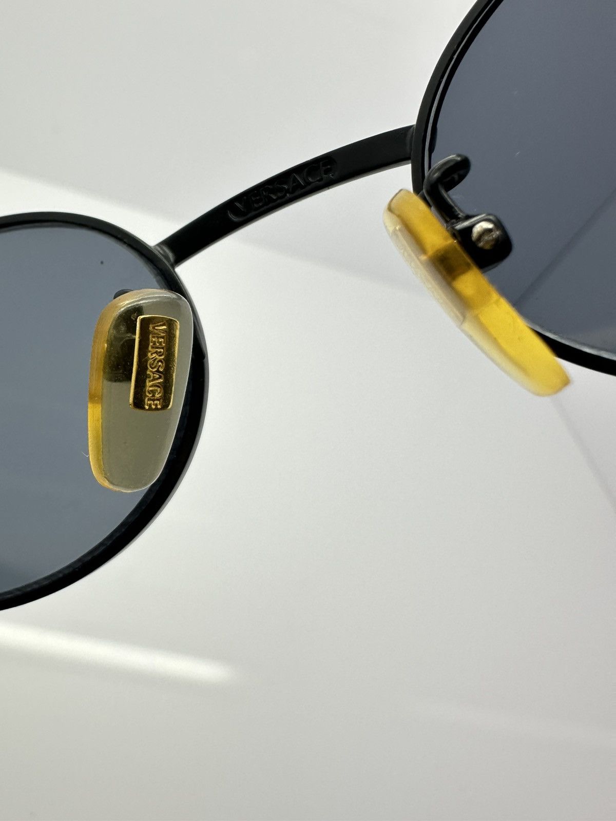 Versace Vintage New Old Stock Versace Sunglasses Size ONE SIZE - 10 Thumbnail