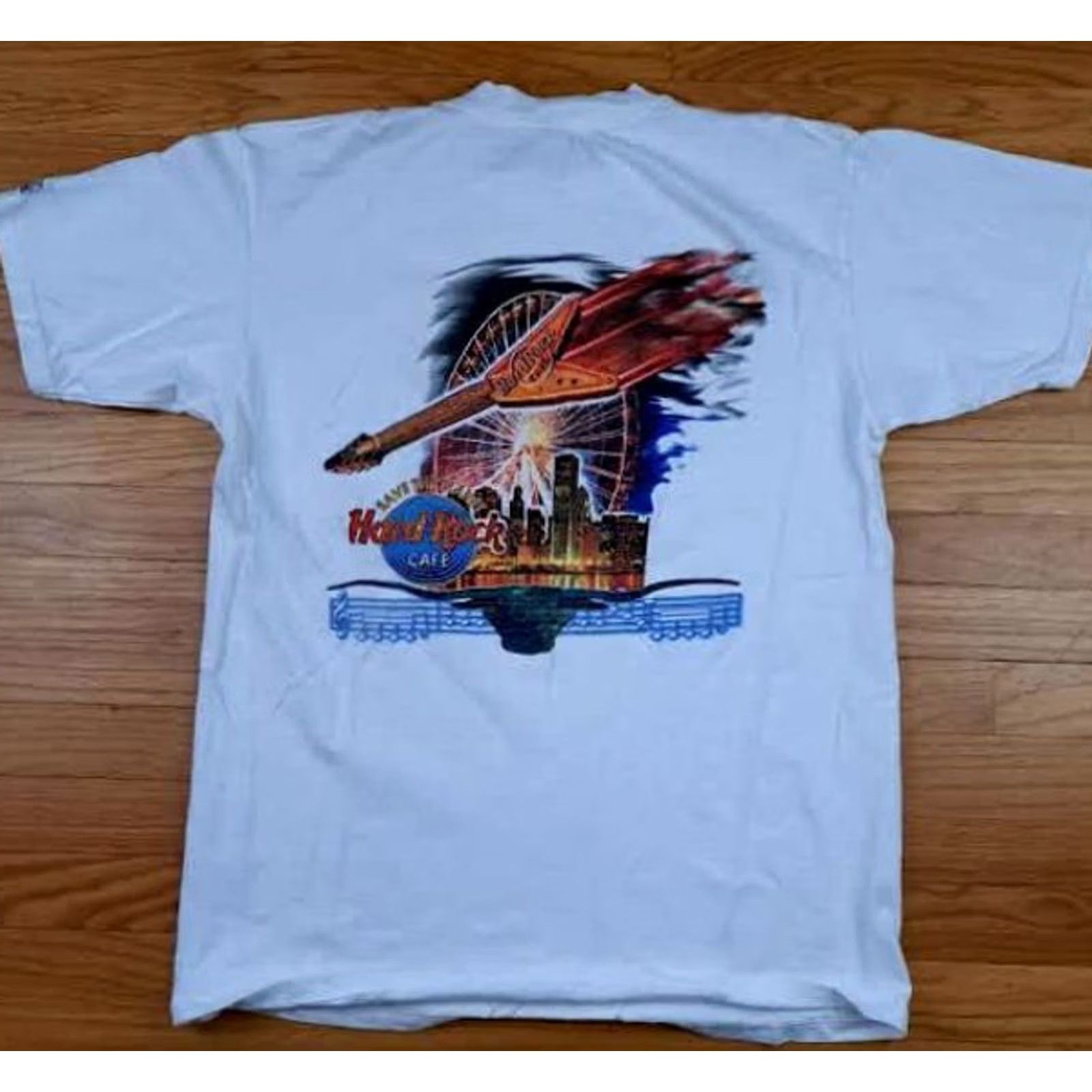Hard Rock Cafe VINTAGE Hard Rock Chicago Planet Hollywood Printed White Large T-Shirt Mens L White USA Made 90s Chicago Theme Short Sleeve Tee Size US L / EU 52-54 / 3 - 6 Thumbnail
