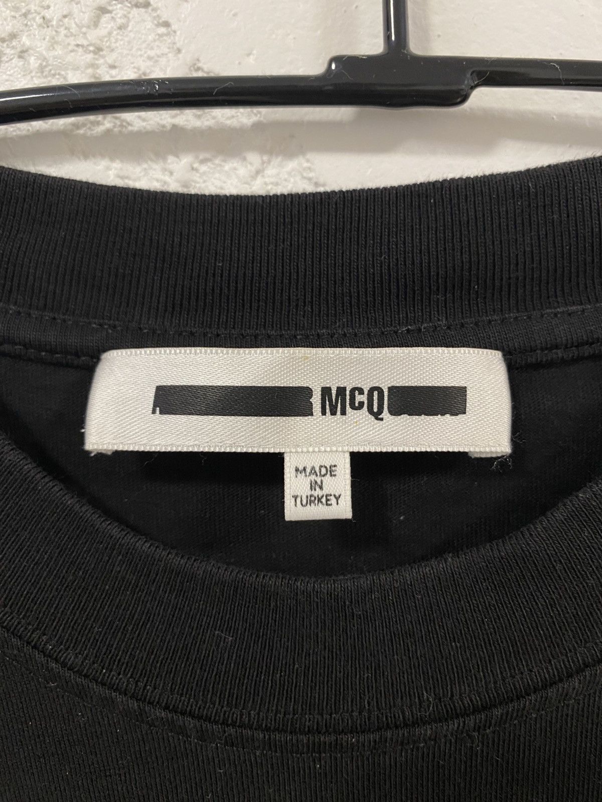 Alexander McQueen MCQ Neon Logo Embroidery Black T-shirt Size US M / EU 48-50 / 2 - 2 Thumbnail