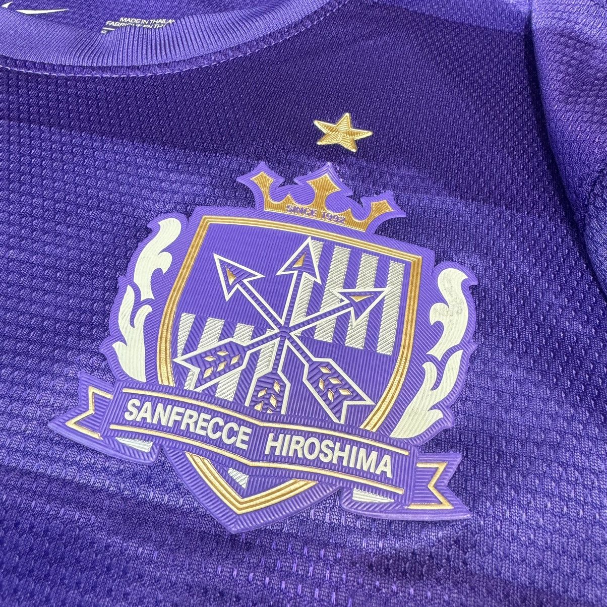 Japanese Brand × Nike Sanfrecce Hiroshima 2013 home shirt #11 Hisato Size US S / EU 44-46 / 1 - 6 Thumbnail