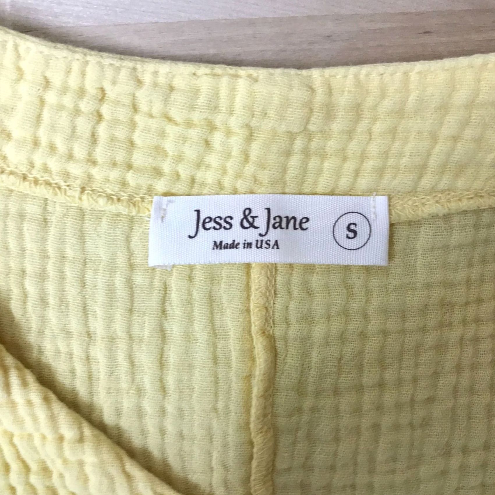 Vintage Jess & Jane Womens Small Yellow Short Sleeve V Neck Cotton Gauze Top Size S / US 4 / IT 40 - 7 Thumbnail