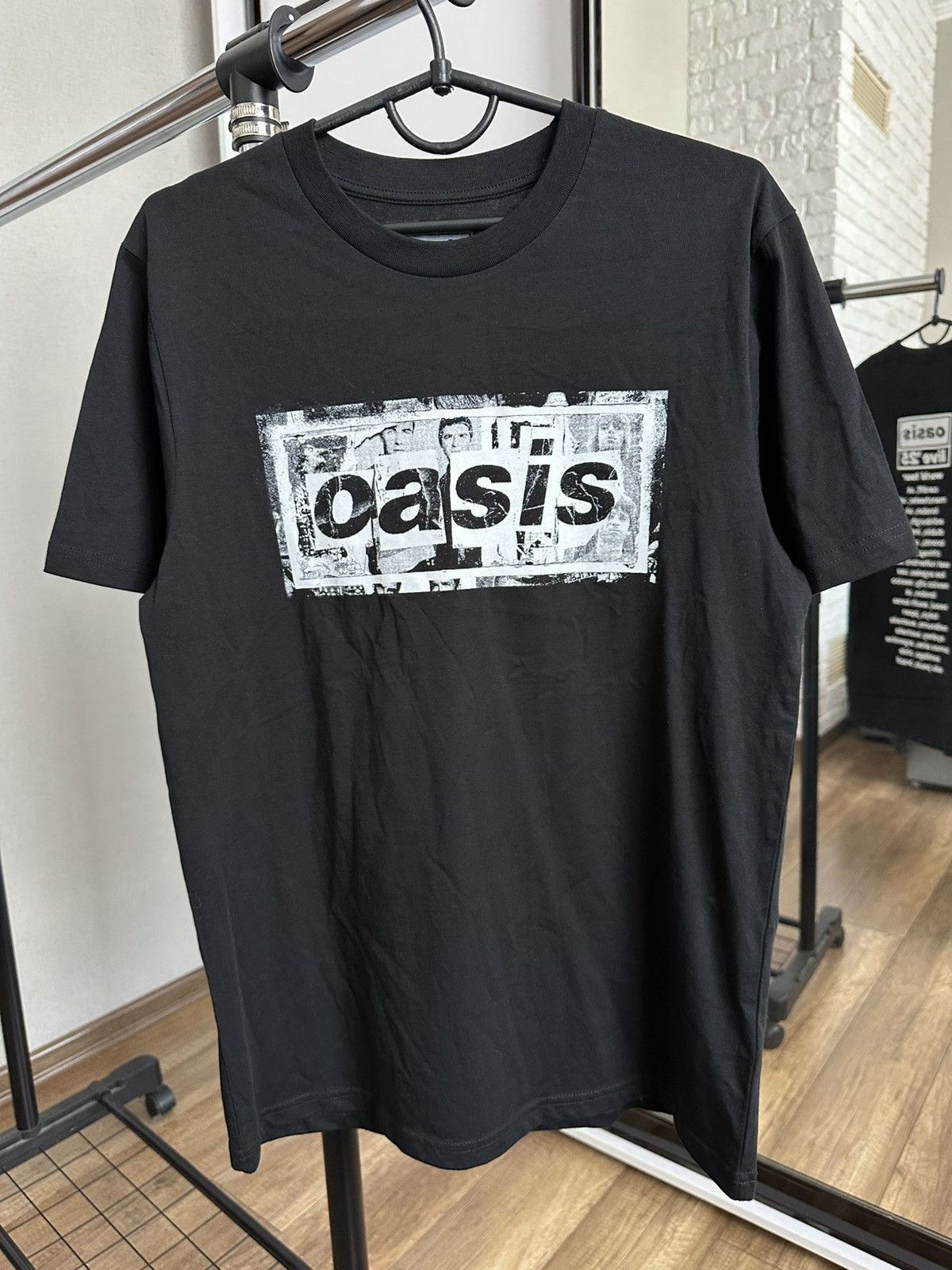 Band Tees Oasis Live 25 Tour Band T-Shirt Tee Vintage Size US S / EU 44-46 / 1 - 1 Thumbnail