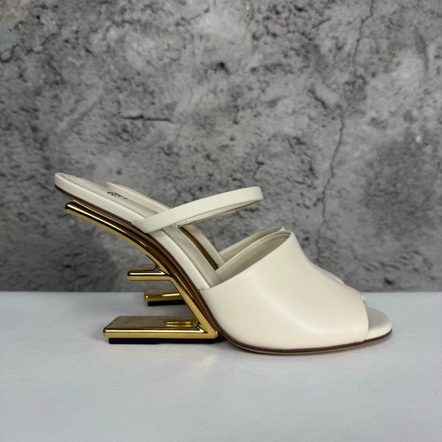 Fendi Fendi Women's High Heel Sandal New Size 37 Size US 6.5 / IT 36.5 - 2 Thumbnail