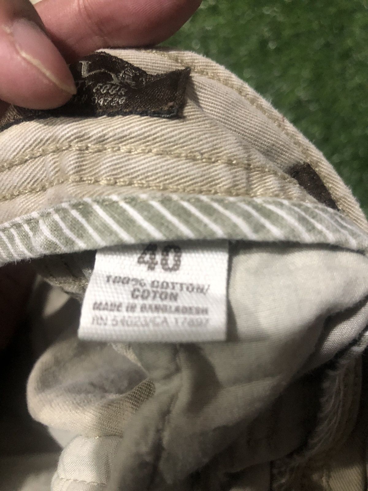 Old Navy OLD NAVY x SHORT CARGO PANTS Size US 40 / EU 56 - 8 Thumbnail