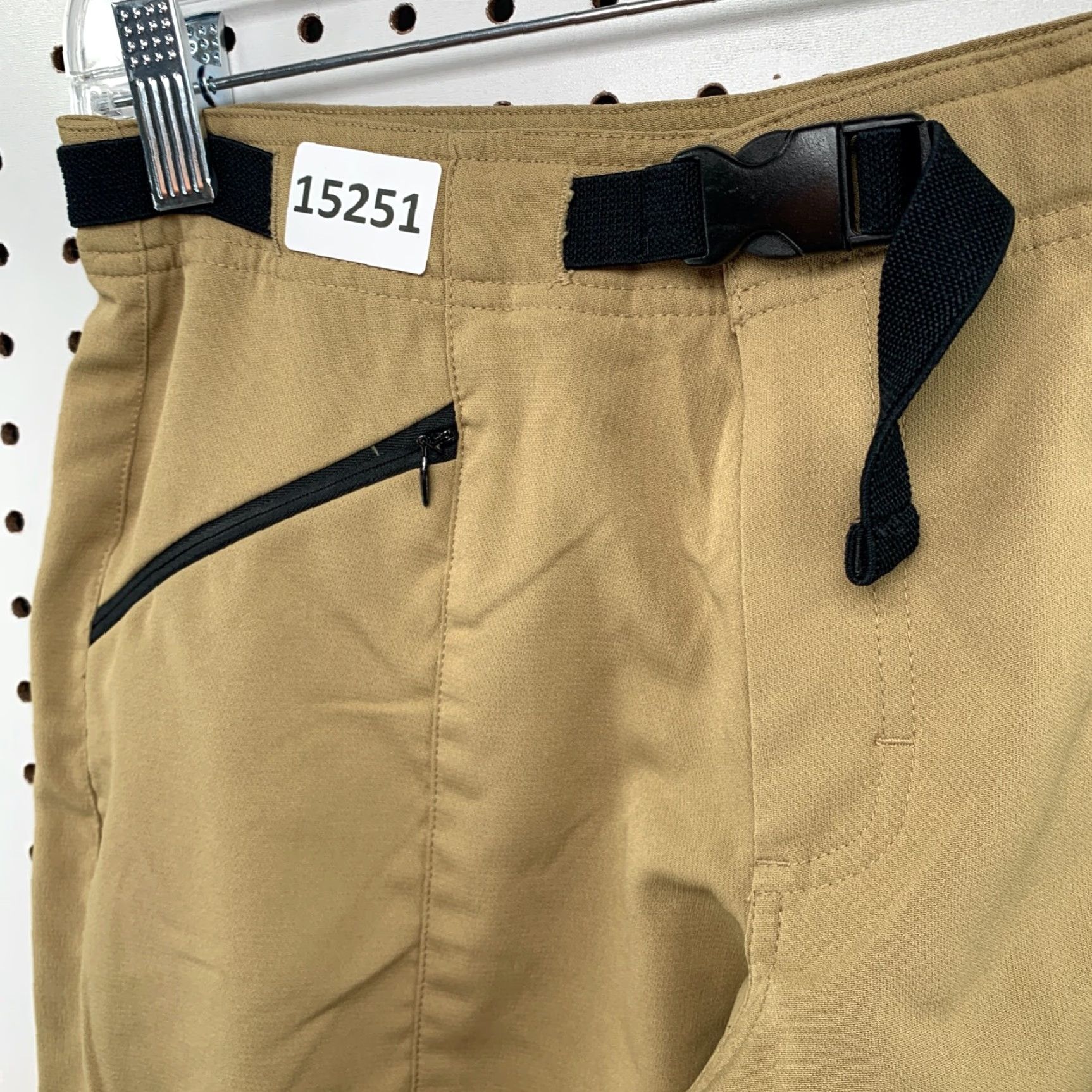 Vintage Alpine Design Hiking Pants Women's Size Small Tan Khaki Belted Outdoor Mountain Size 28" / US 6 / IT 42 - 6 Thumbnail