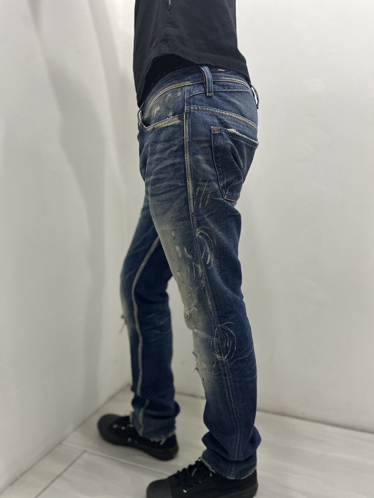 Diesel Vintage Faded Distressed Diesel Denim Y2K Style Size US 30 / EU 46 - 5 Thumbnail