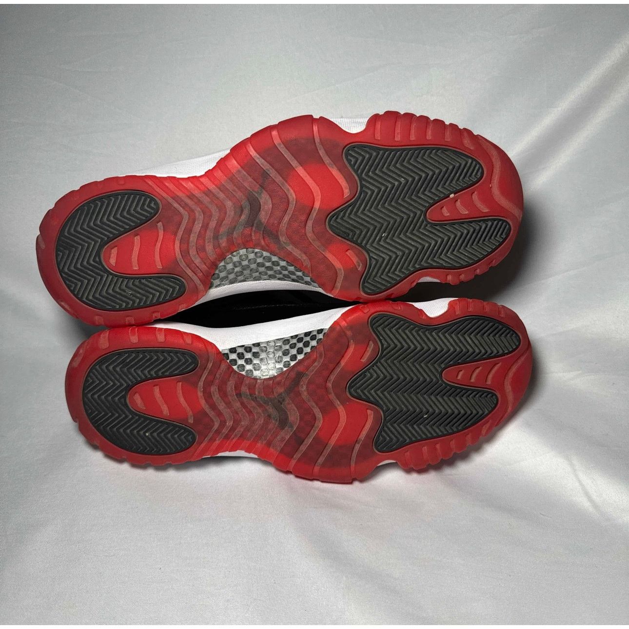 Jordan Brand × Nike Size 11 - Nike Air Jordan 11 Retro Low Bred 2015 Men's Shoes Size US 11 / EU 44 - 6 Thumbnail