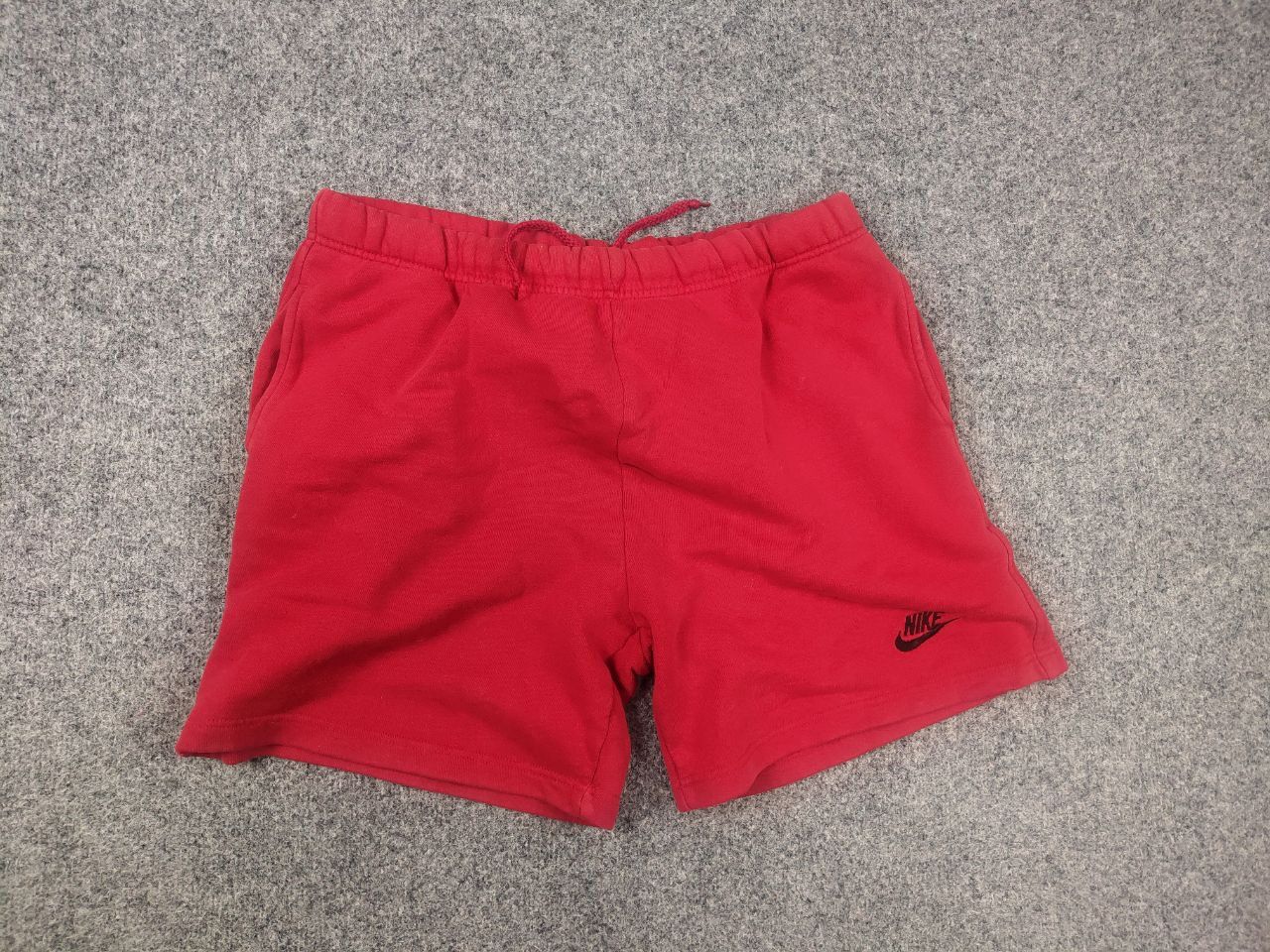 Nike Vintage 80's Nike Swoosh Logo Red Cotton Casual Shorts USA Size US 34 / EU 50 - 6 Thumbnail