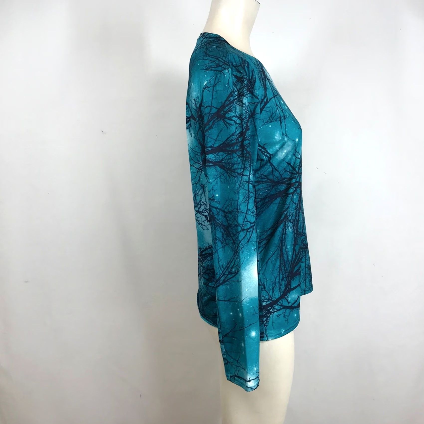 Patagonia VINTAGE Capilene Daily Baselayer Women S Teal Blue Winter Trees Starry Night Size ONE SIZE - 4 Thumbnail