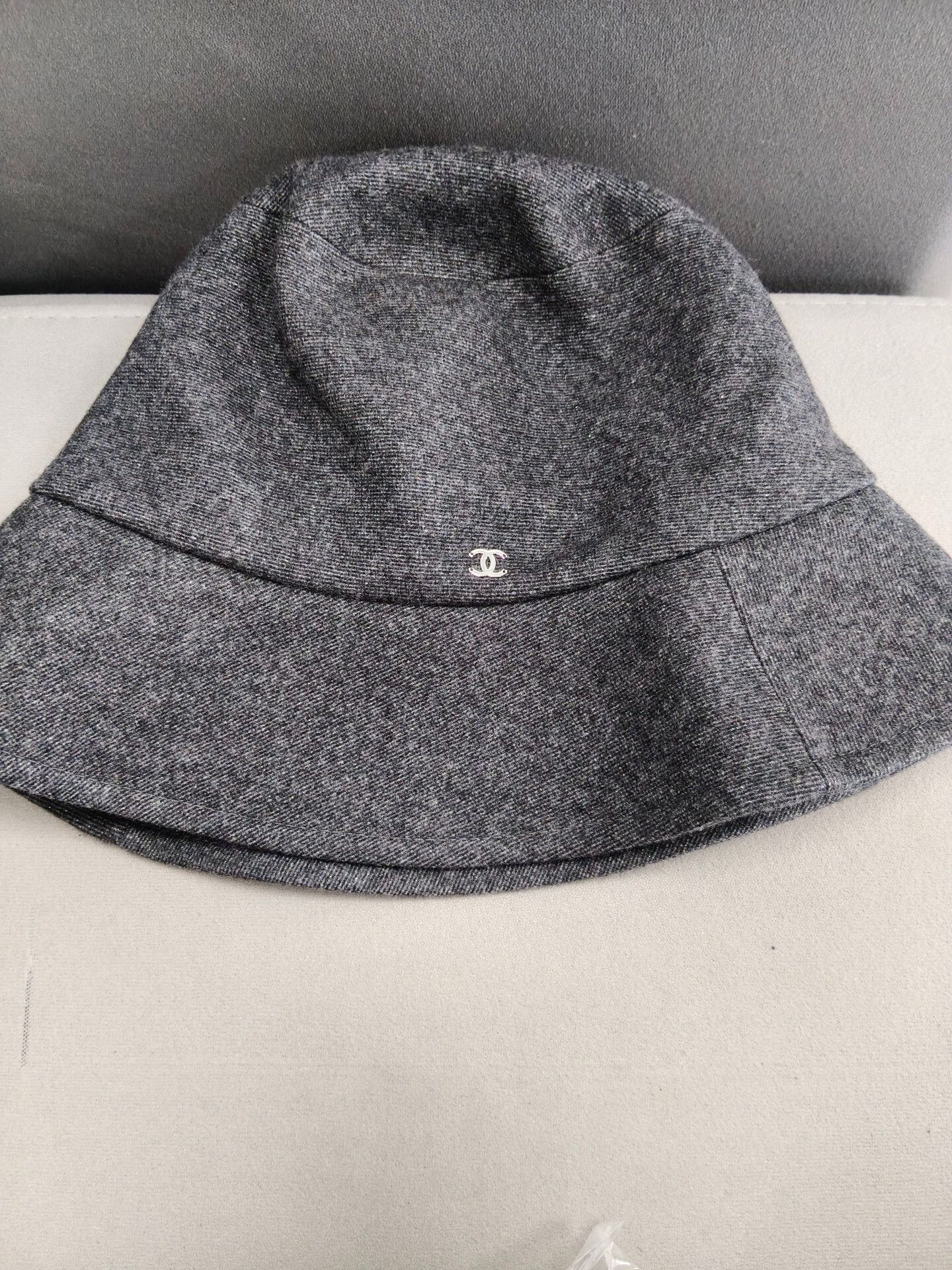 Chanel Chanel Wool Gray Hat S Men Size ONE SIZE - 1 Thumbnail