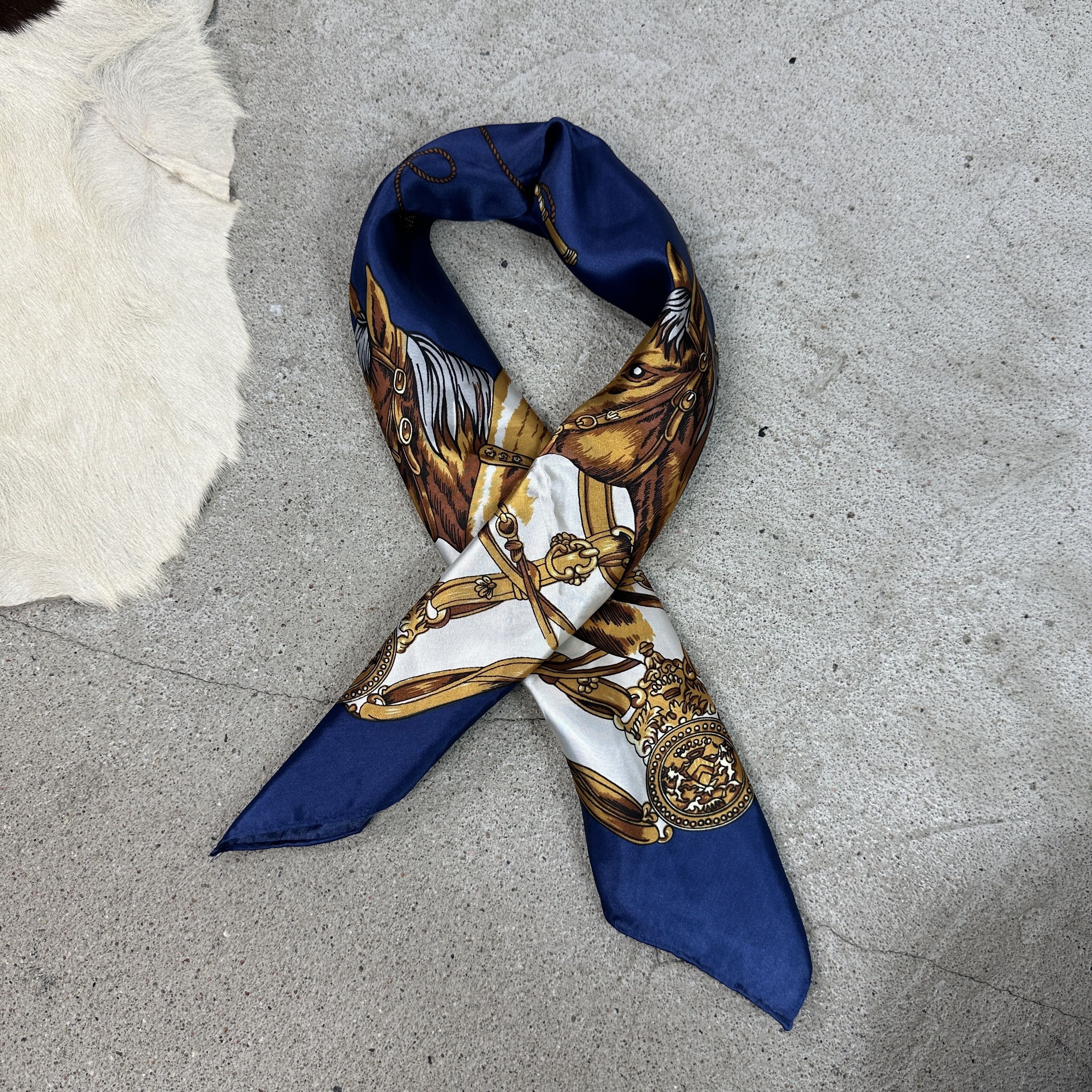 Vintage Vintage Avant Garde 00s Preppy Horses Neck Scarf Size ONE SIZE - 6 Thumbnail