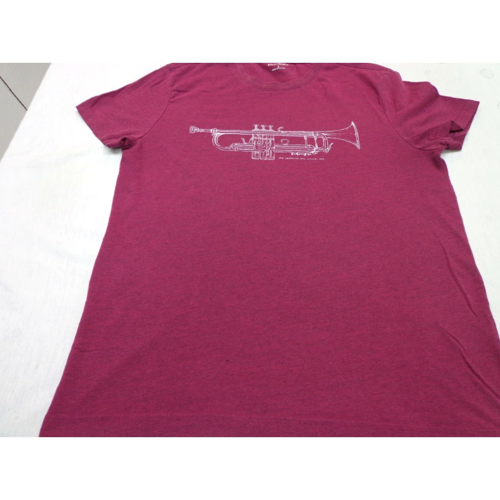 Banana Republic VINTAGE Banana Republic San Francisco Jazz Festival 1978 Trumpet Graphic T Shirt SMALL Size US S / EU 44-46 / 1 - 2 Thumbnail