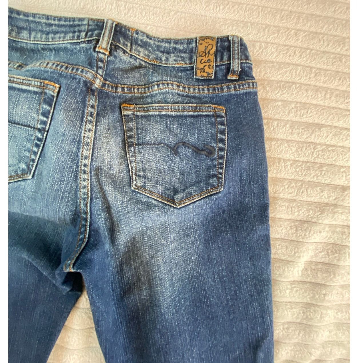 American Rag American Rag Cie Bootcut Superflare Med-low rise Jeans, Sz 9 Size 30" / US 8 / IT 44 - 6 Thumbnail