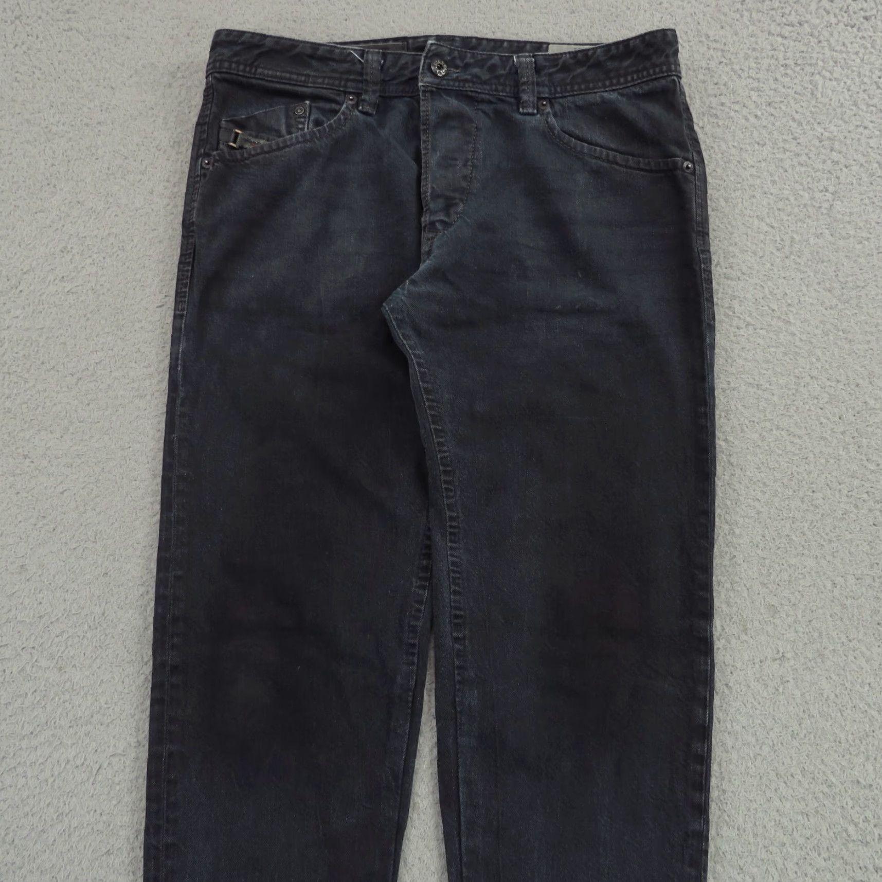 Diesel Diesel Jeans Mens 31 Darron Regular Slim Tapered Indigo Distressed 0816V 32x30 Denim Blue 5-Pocket Mens Jeans Distressed Modern USA Size US 31 - 6 Thumbnail