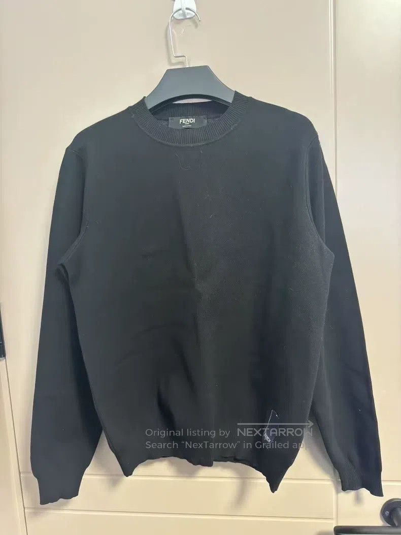 Fendi Fendi Round Neck Sweater Size US S / EU 44-46 / 1 - 1 Thumbnail