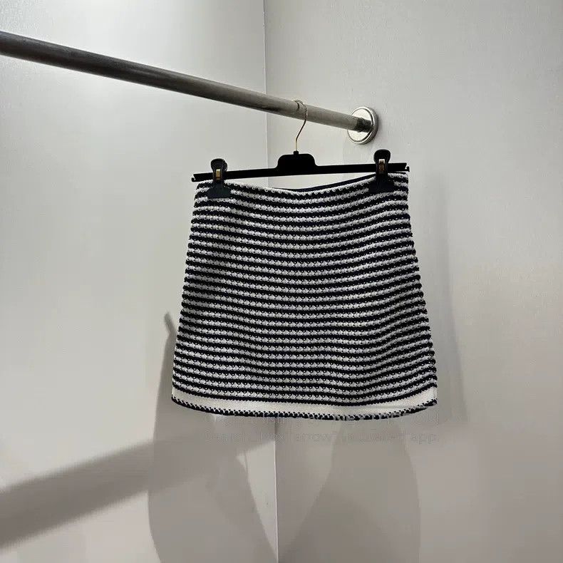 Chanel Chanel 22p striped knitted skirt Size 24" / US 00 / IT 34 - 2 Thumbnail