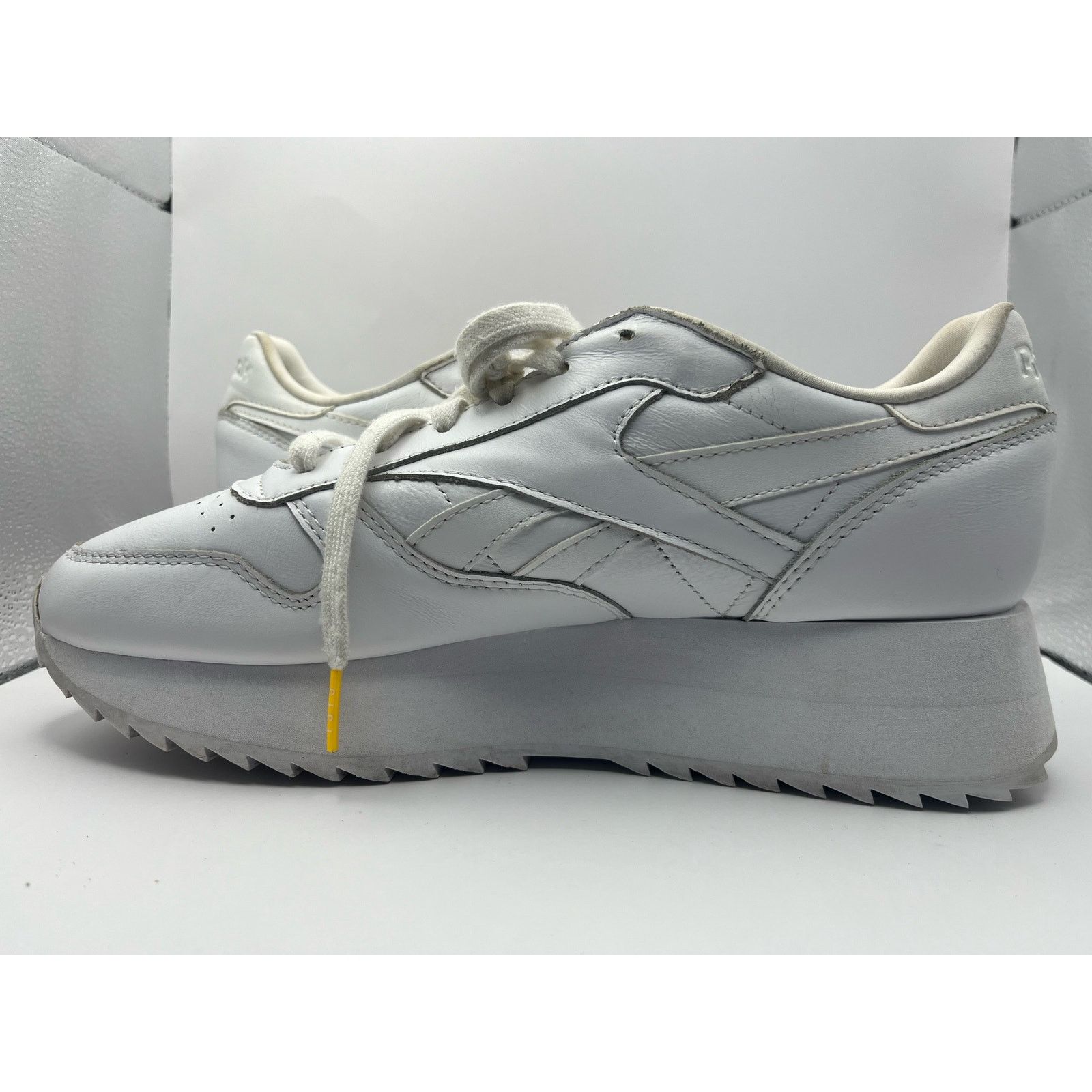 Reebok Reebok x Gigi Hadid Classic Leather Double White Sneakers Size US 9.5 / IT 39.5 - 4 Thumbnail