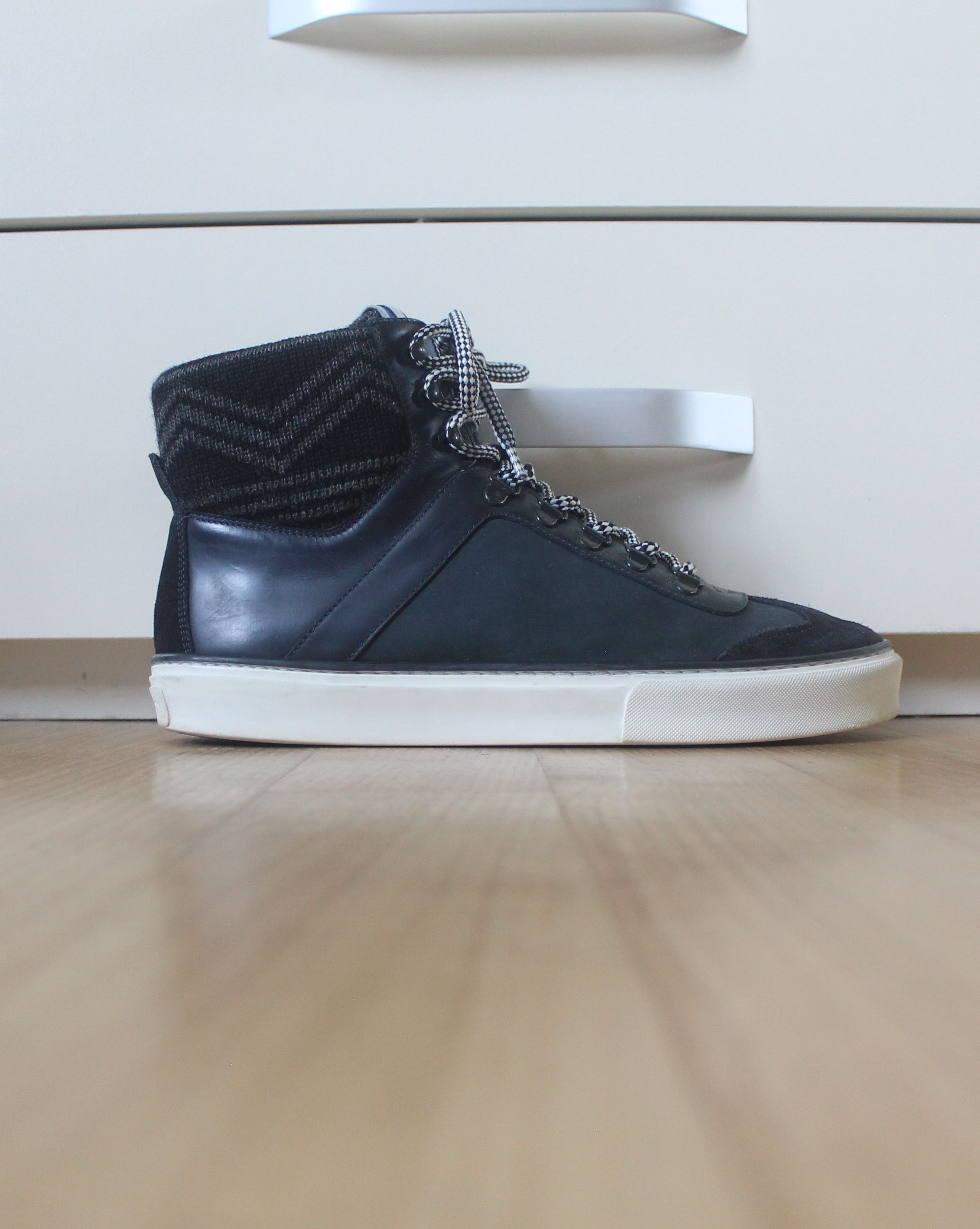 Louis Vuitton LOUIS VUITTON Breaking Away Cup Leather Mountaineer Sneaker Size US 8 / EU 41 - 5 Thumbnail
