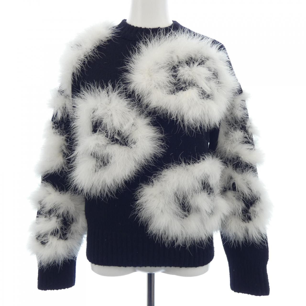 Chanel Chanel Chanel Cashmere Knitwear Textile Tops P76046K10970 DUTY FREE for USA Size ONE SIZE - 1 Thumbnail