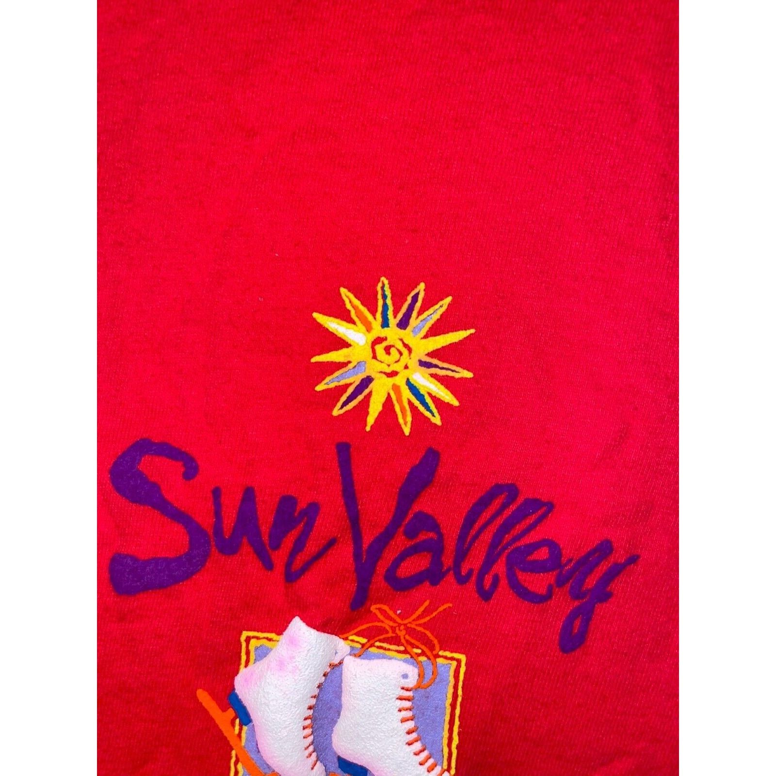 Vintage Vintage Sun Valley Shirt Ice Skating Shoes Red Tee 90s VTG L Size US L / EU 52-54 / 3 - 3 Thumbnail