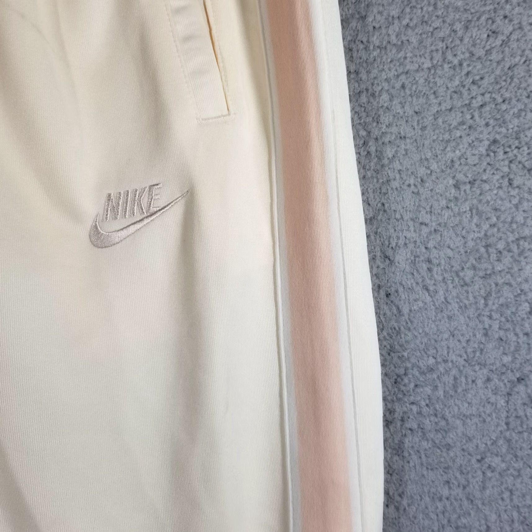 Nike Nike Heritage Pants Casual Striped Adult Large Pale Ivory Mens Size US 33 - 3 Thumbnail
