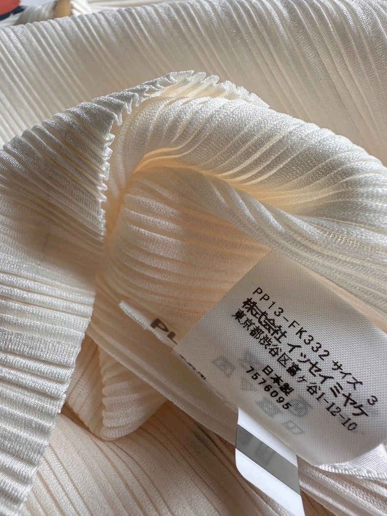 Issey Miyake Issey Miyake size:3 White pleated long-sleeved shirt Size XS / US 0-2 / IT 36-38 - 9 Thumbnail
