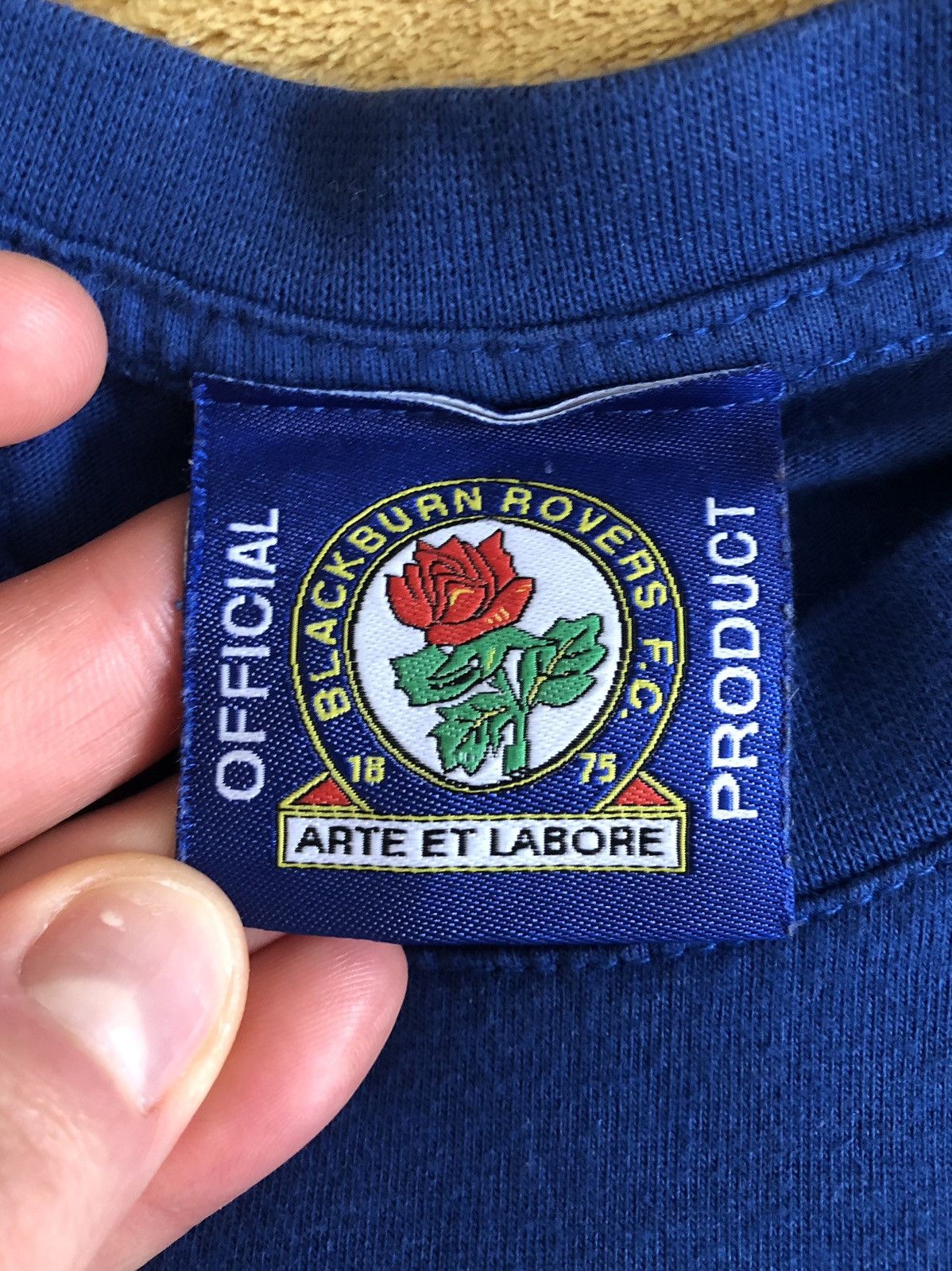 Vintage BLACKBURN ROVERS VINTAGE 2018 SOCCER FOOTBALL TEE SHIRT Size US XS / EU 42 / 0 - 3 Thumbnail