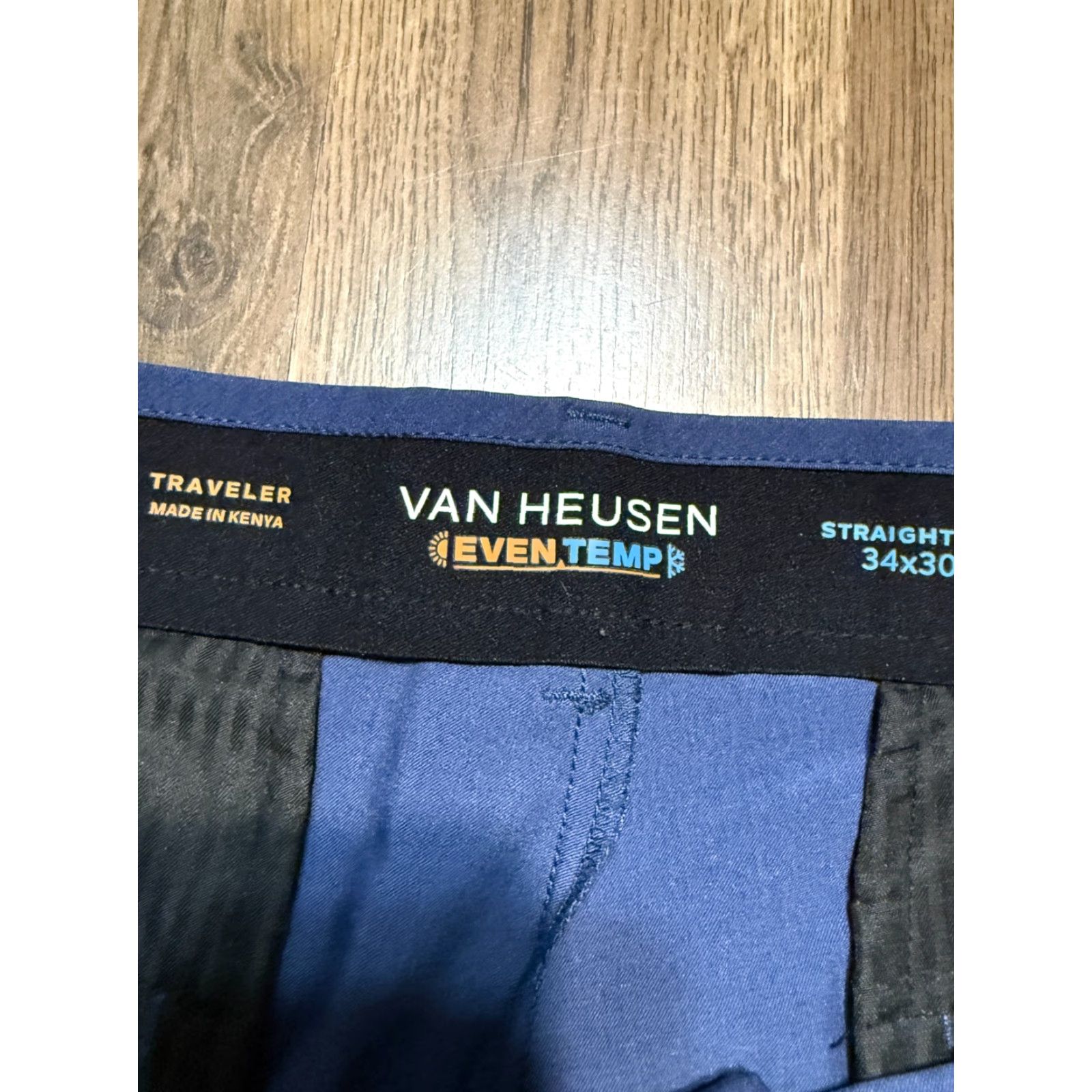 Van Heusen VINTAGE? No. (Please disregard) Size US 34 / EU 50 - 5 Thumbnail