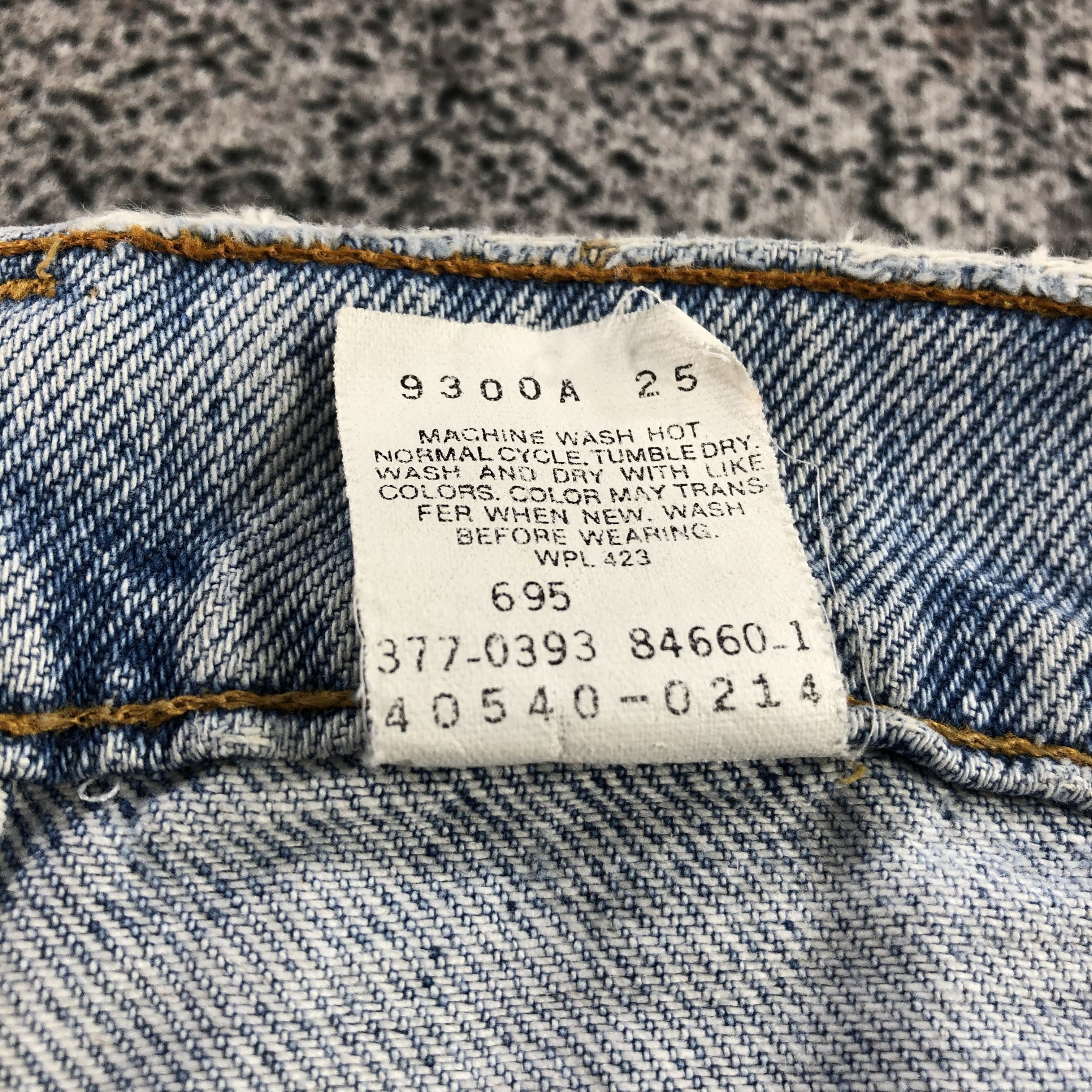 Levi's Vintage 90s Levis 540 Jeans Medium Wash Denim KJ936 Size US 36 / EU 52 - 12 Thumbnail