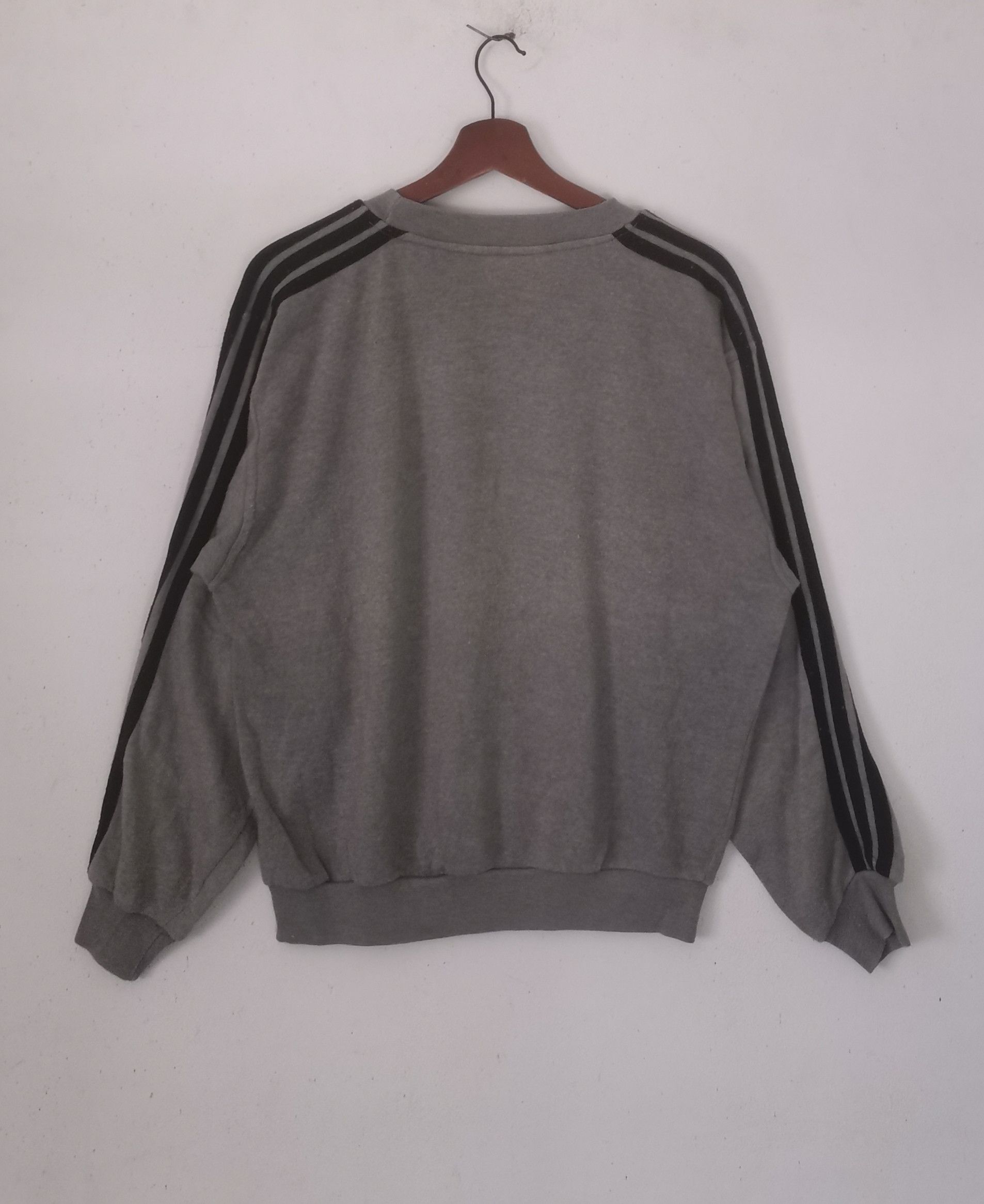 Adidas × Vintage Rare vintage Adidas sweatshirt grey colour Size US M / EU 48-50 / 2 - 3 Thumbnail