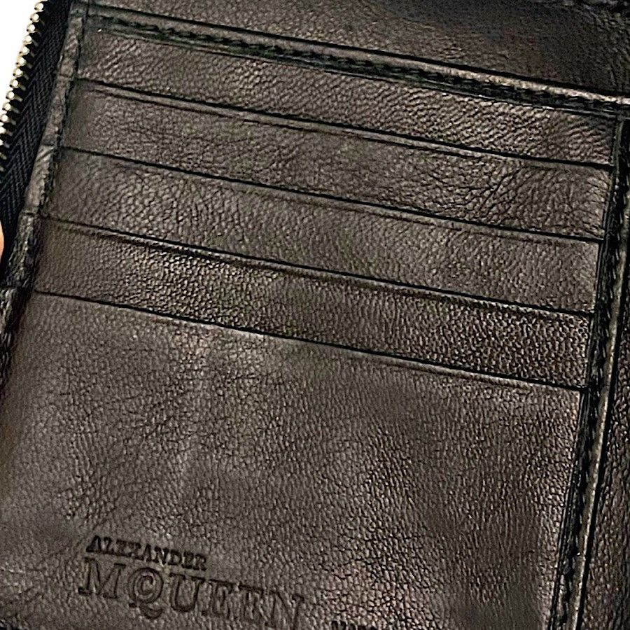Alexander McQueen Authentic Vintage McQueen Leather Skull Chain Wallet Size ONE SIZE - 9 Thumbnail