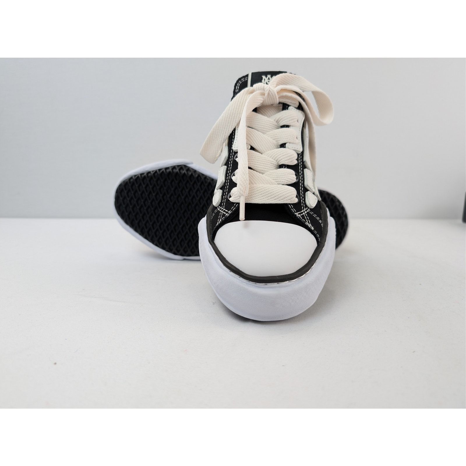 Amiri o1rshd1 Maison Mihara Yasuhiro Low-Top Sneakers in Black Size US 12 / EU 45 - 14 Thumbnail