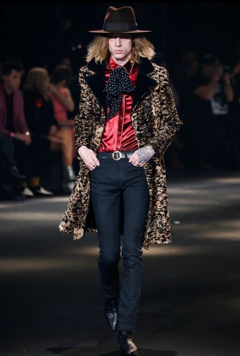 Saint Laurent Paris Saint laurent paris 2016 FW Red Velvet Shirt 2506-Nextarrow Size US S / EU 44-46 / 1 - 8 Thumbnail