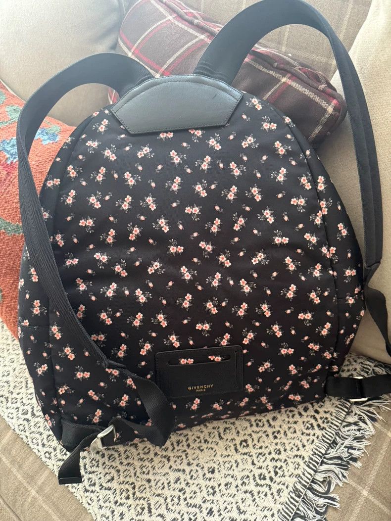 Givenchy Givenchy Small floral print backpack Size ONE SIZE - 4 Thumbnail
