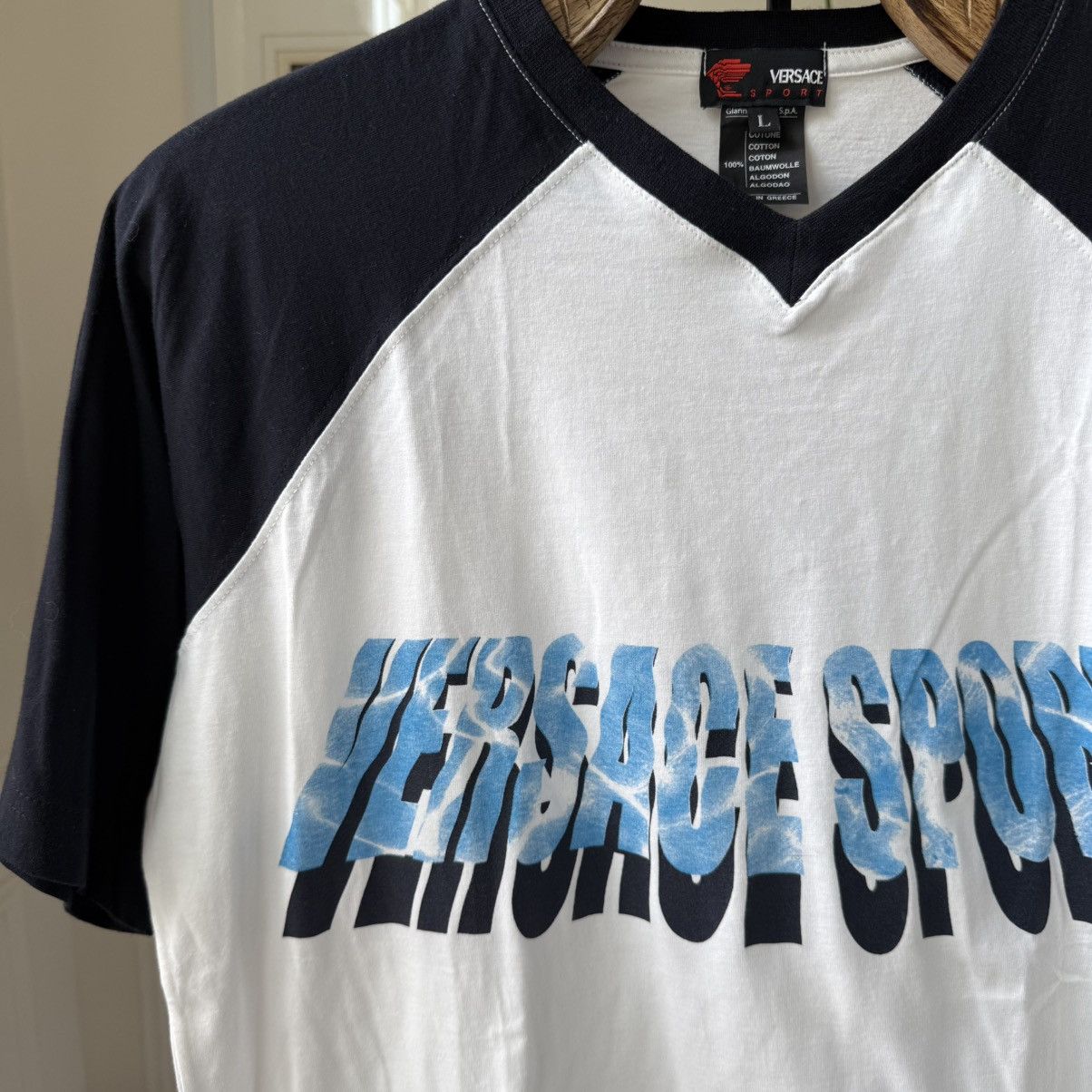 Versace Versace Sport Raglan Vneck Logo Short Sleeve Tshirt L Size US L / EU 52-54 / 3 - 1 Thumbnail
