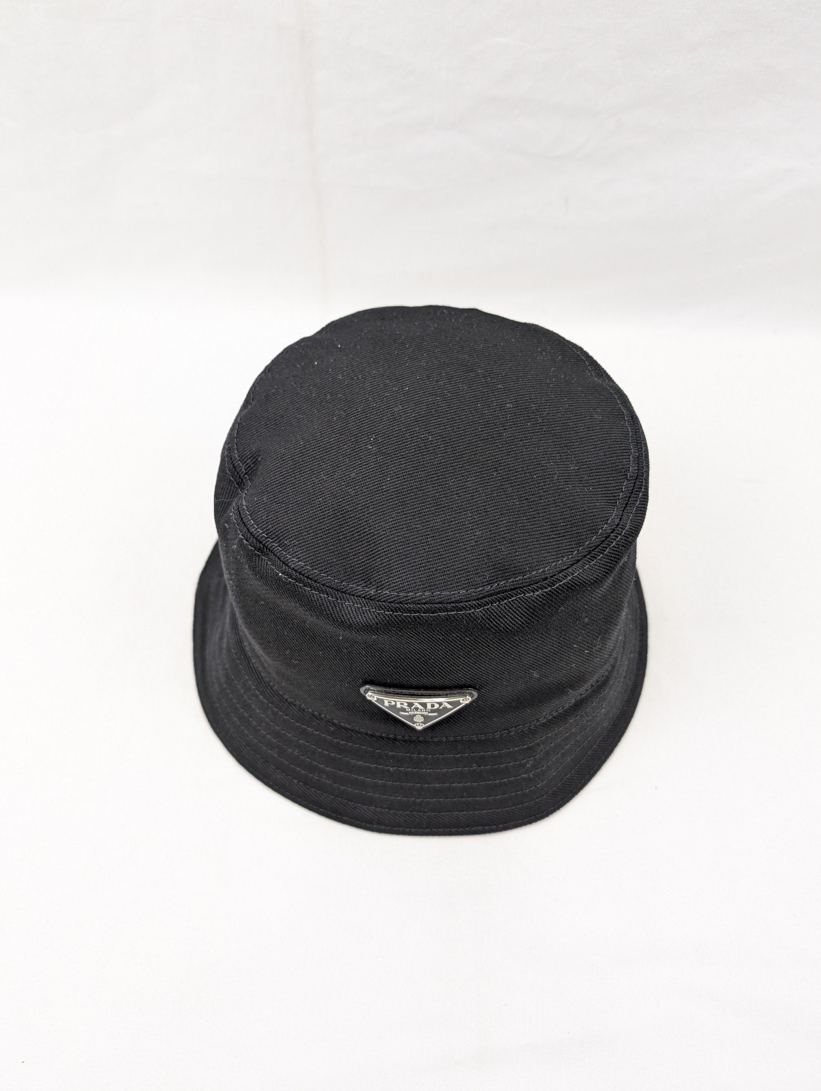Prada o1rshd1 Size: M / Bucket Hat / Cap in Nero Size ONE SIZE - 4 Thumbnail